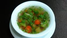 Вкусный овощной суп на мясном бульоне